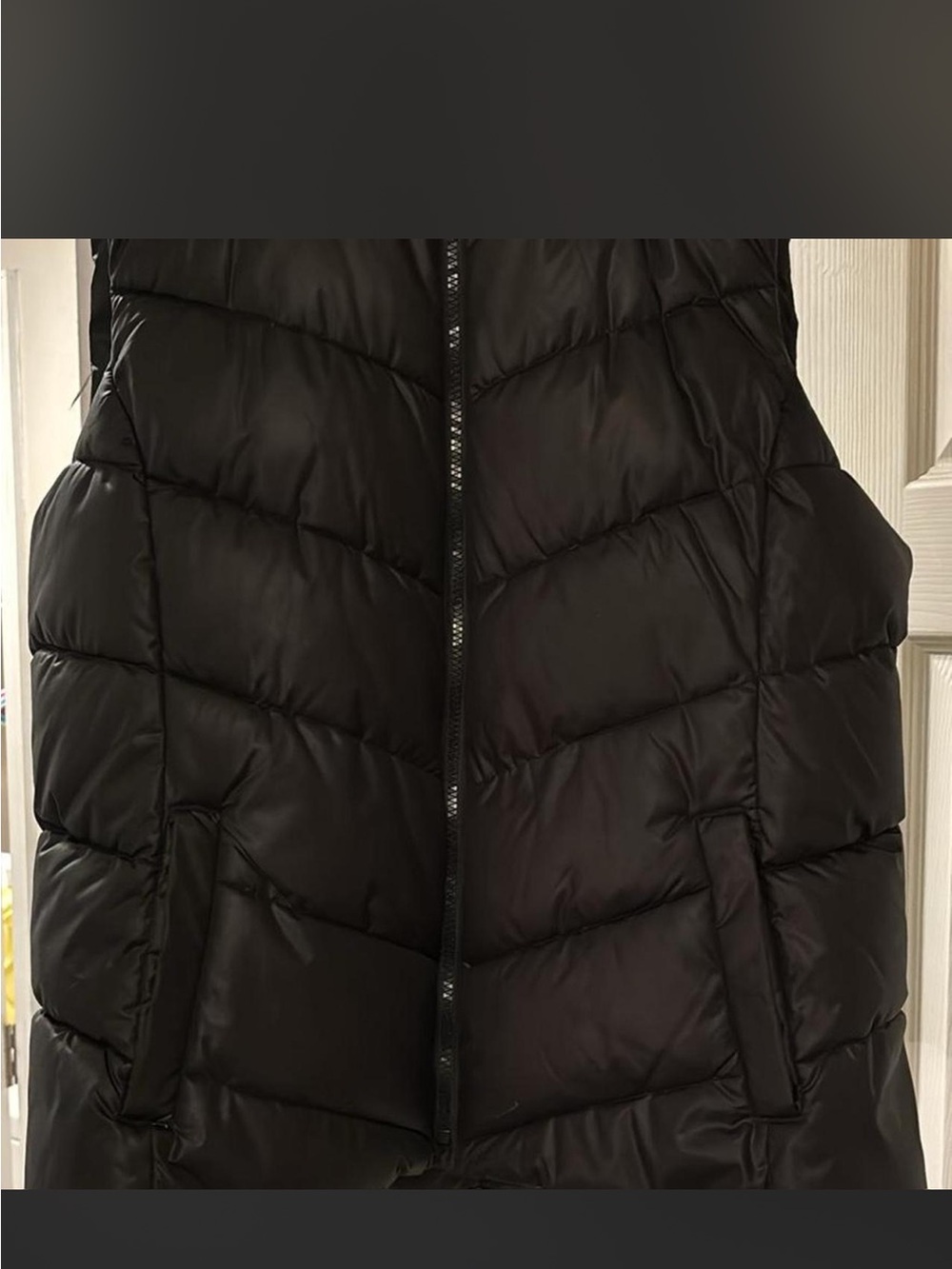 GAP Black Quilted Puffer Vest